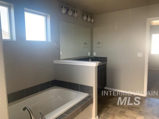 844 Bighorn Dr, Twin Falls, ID 83301