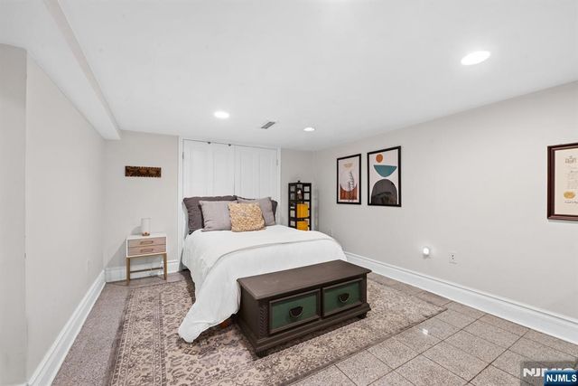 254 Ogden Avenue, Jersey City, NJ 07307