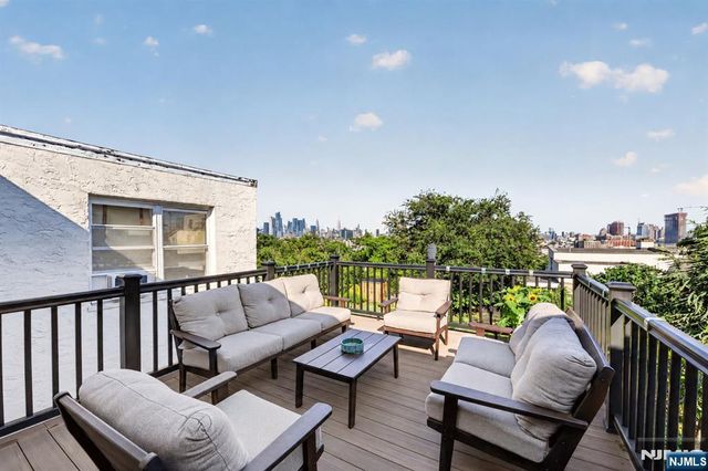 254 Ogden Avenue, Jersey City, NJ 07307