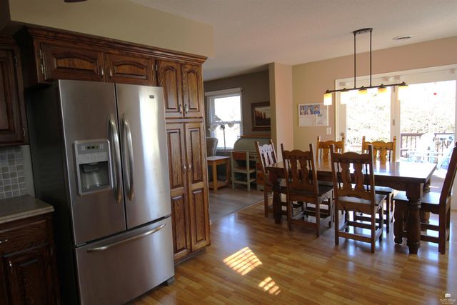 11311 Lakeview Drive, Manhattan, KS 66503