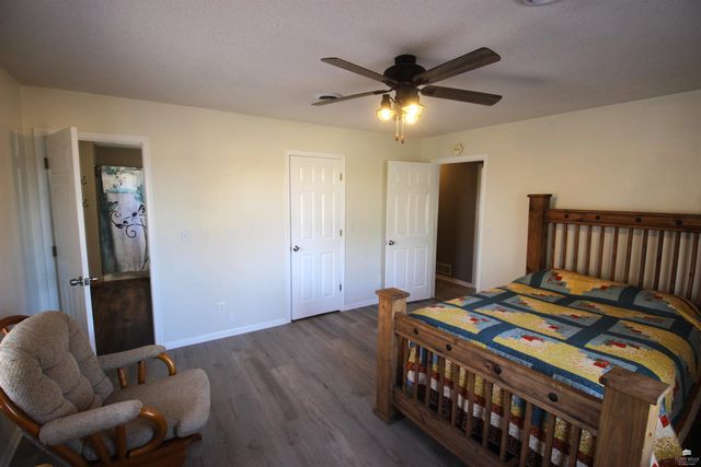 11311 Lakeview Drive, Manhattan, KS 66503