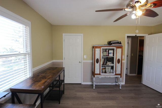 11311 Lakeview Drive, Manhattan, KS 66503