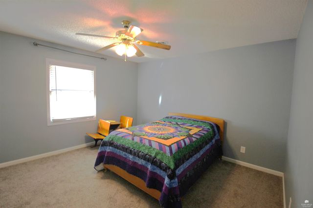 11311 Lakeview Drive, Manhattan, KS 66503