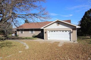 11311 Lakeview Drive, Manhattan, KS 66503