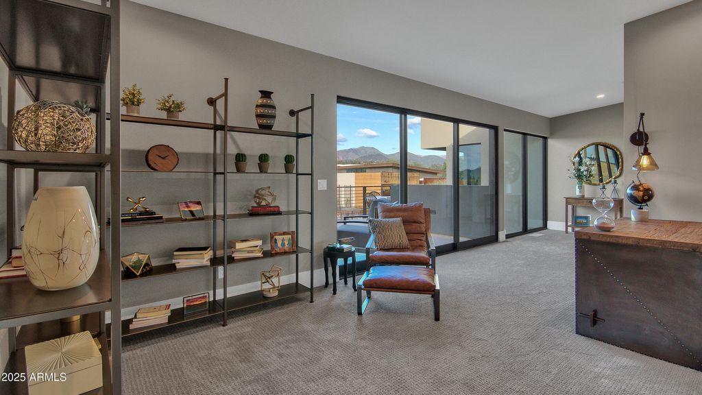 Image 36 of property listing at 6525 E CAVE CREEK Road 14, Cave Creek, AZ 85331