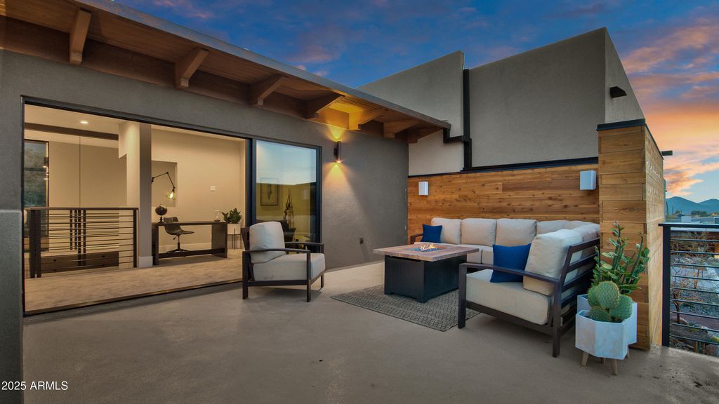 Image 41 of property listing at 6525 E CAVE CREEK Road 14, Cave Creek, AZ 85331