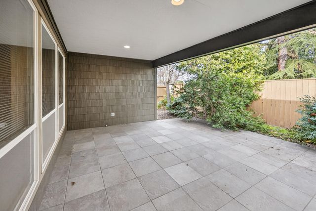 460 Clay Street, Ashland, OR 97520