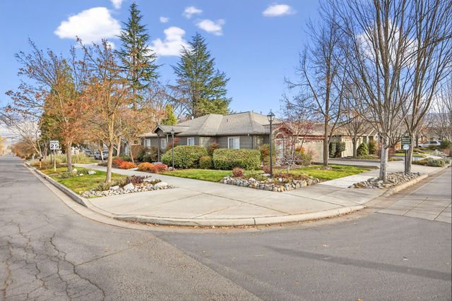 460 Clay Street, Ashland, OR 97520