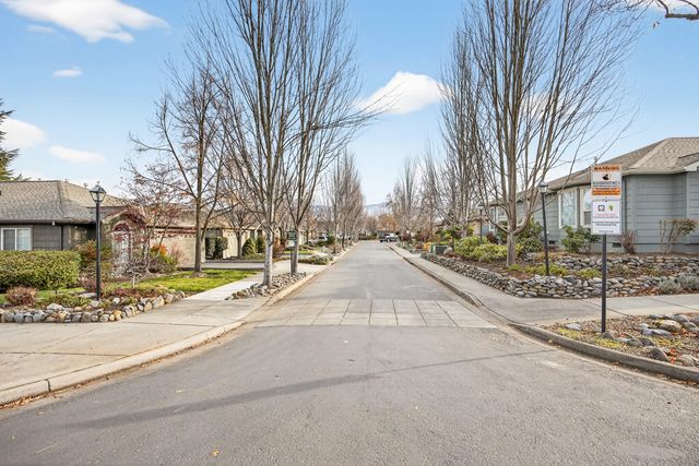 460 Clay Street, Ashland, OR 97520