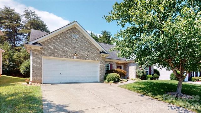 8321 Suttonview Drive, Charlotte, NC 28269