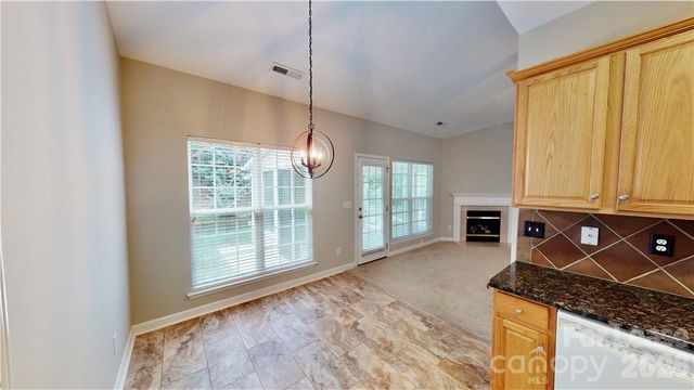 8321 Suttonview Drive, Charlotte, NC 28269