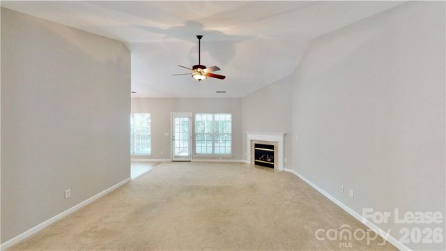 8321 Suttonview Drive, Charlotte, NC 28269