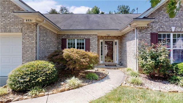 8321 Suttonview Drive, Charlotte, NC 28269