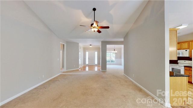 8321 Suttonview Drive, Charlotte, NC 28269