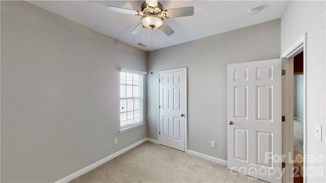 8321 Suttonview Drive, Charlotte, NC 28269