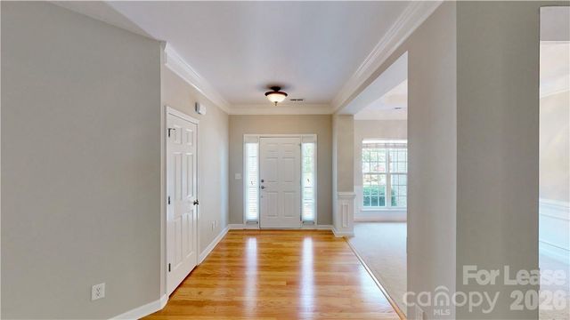 8321 Suttonview Drive, Charlotte, NC 28269