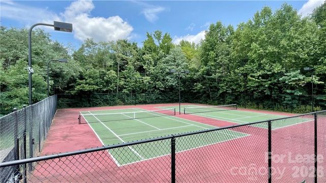 8321 Suttonview Drive, Charlotte, NC 28269