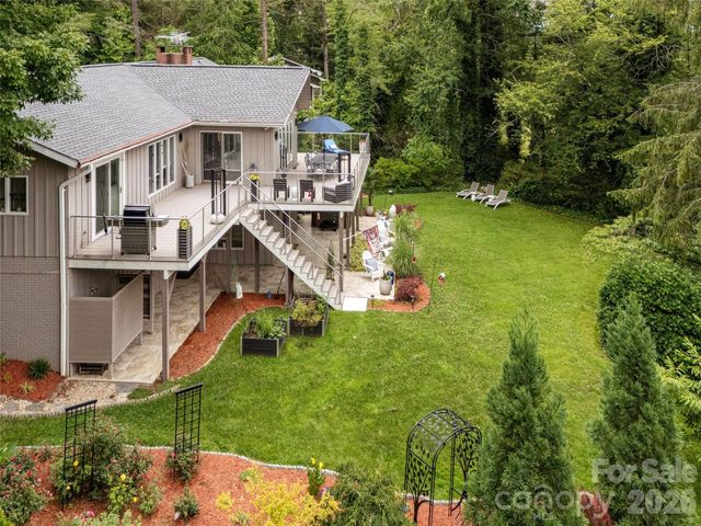 30 W Fairway Drive, Etowah, NC 28729