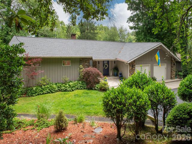 30 W Fairway Drive, Etowah, NC 28729