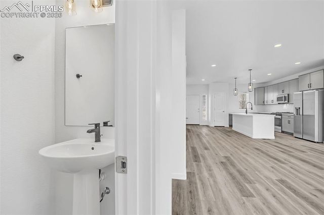 8172 Manor House Way, Colorado Springs, CO 80908