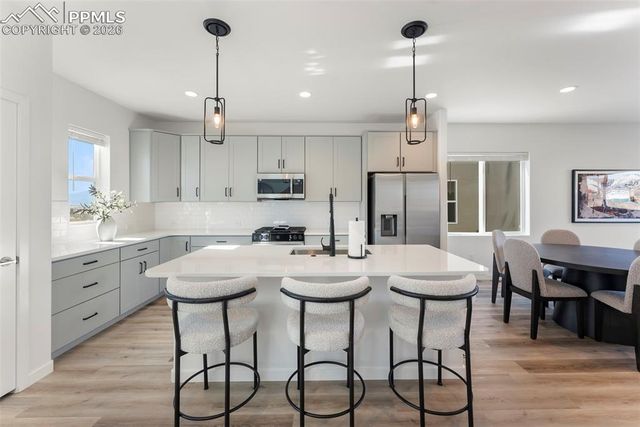 8172 Manor House Way, Colorado Springs, CO 80908