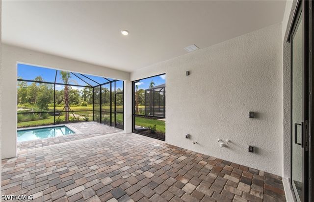 2049 Terreno BLVD, Naples, FL 34120