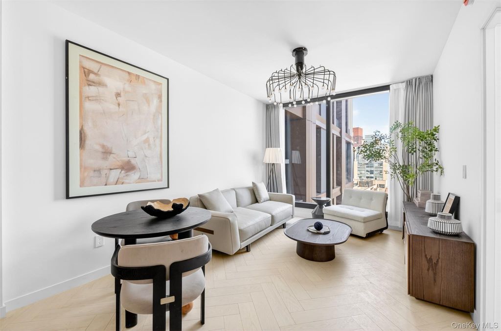 133-25 37TH Avenue 18K, Flushing, NY 11354 — photo 4