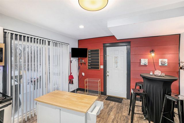 205 Moores River Drive, Lansing, MI 48910