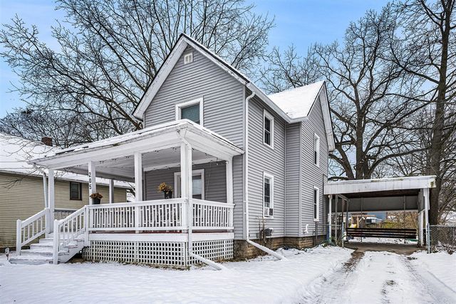 205 Moores River Drive, Lansing, MI 48910