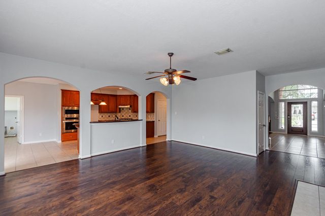 8503 Glenn Leigh Drive, Spring, TX 77379