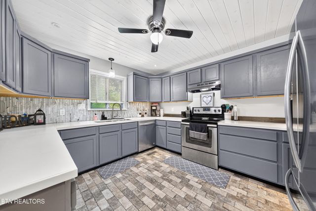 3754 Shady Oak Circle, Cookeville, TN 38501