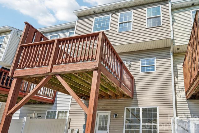 13211 Calloway Glen Drive, Charlotte, NC 28273
