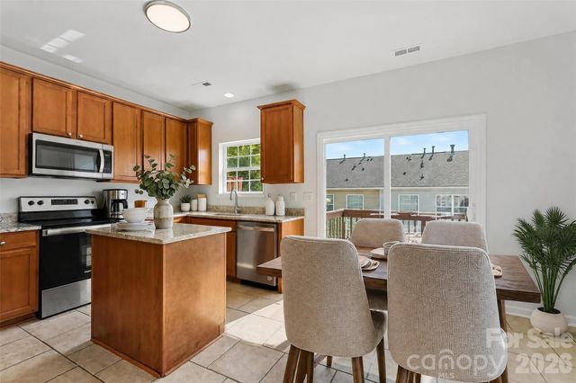 13211 Calloway Glen Drive, Charlotte, NC 28273