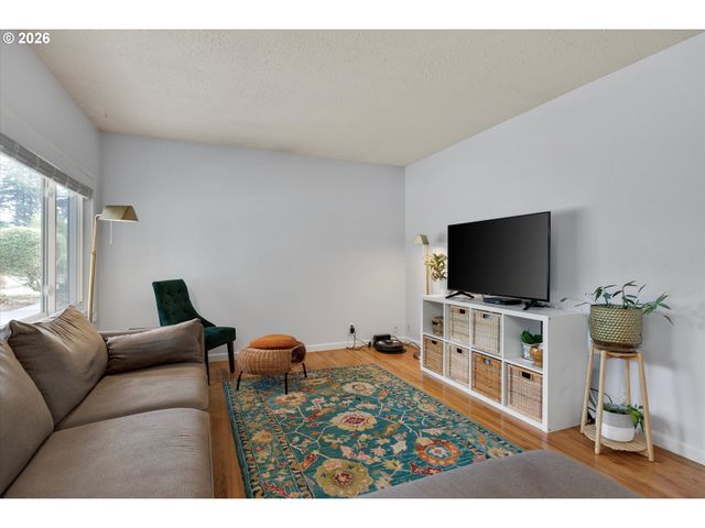 13724 Se LINCOLN St, Portland, OR 97233