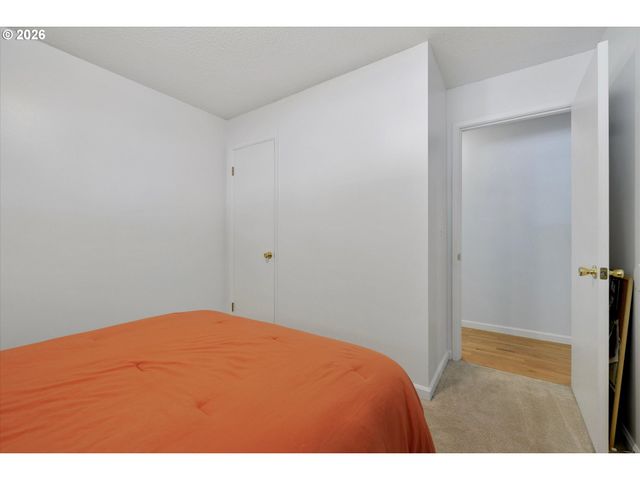 13724 Se LINCOLN St, Portland, OR 97233