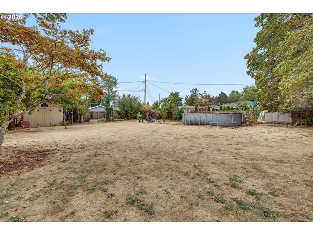 13724 Se LINCOLN St, Portland, OR 97233