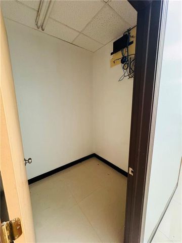 2505 Cornerstone Boulevard, Edinburg, TX 78539