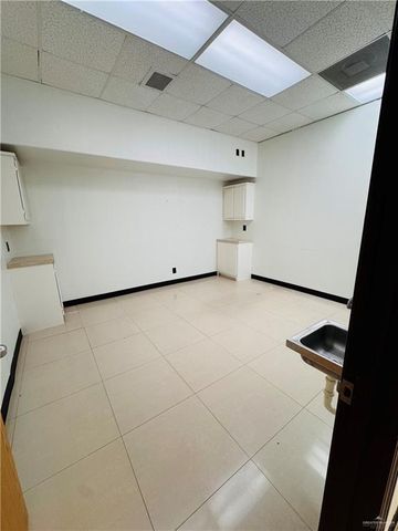 2505 Cornerstone Boulevard, Edinburg, TX 78539