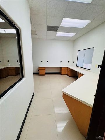 2505 Cornerstone Boulevard, Edinburg, TX 78539