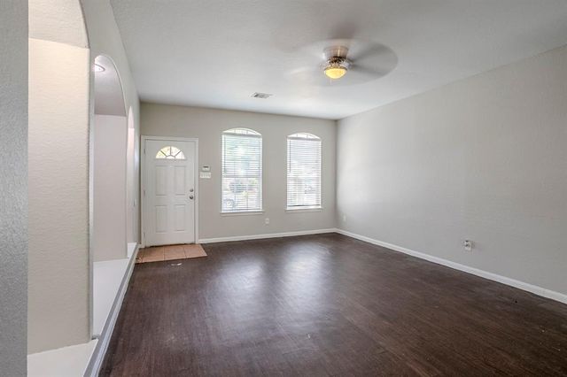 9838 W Jennifer Way Drive, Houston, TX 77075