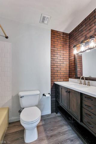 3332 Lakecrest RD, Virginia Beach, VA 23452