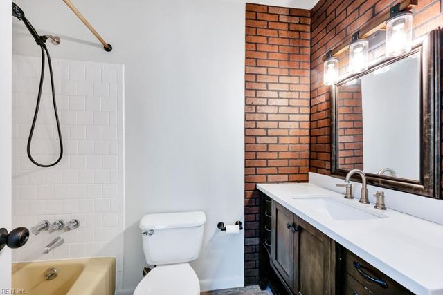 3332 Lakecrest RD, Virginia Beach, VA 23452