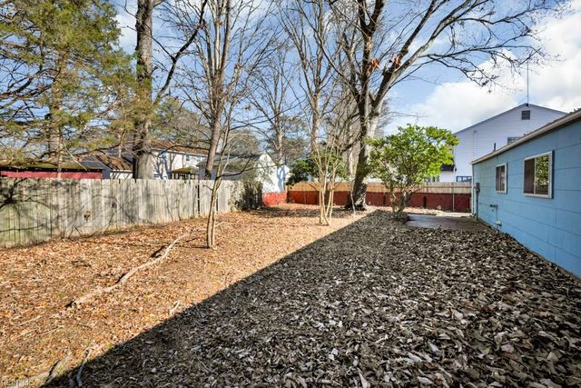 3332 Lakecrest RD, Virginia Beach, VA 23452