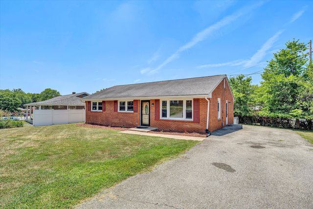 172 Tampa DR, Roanoke, VA 24019