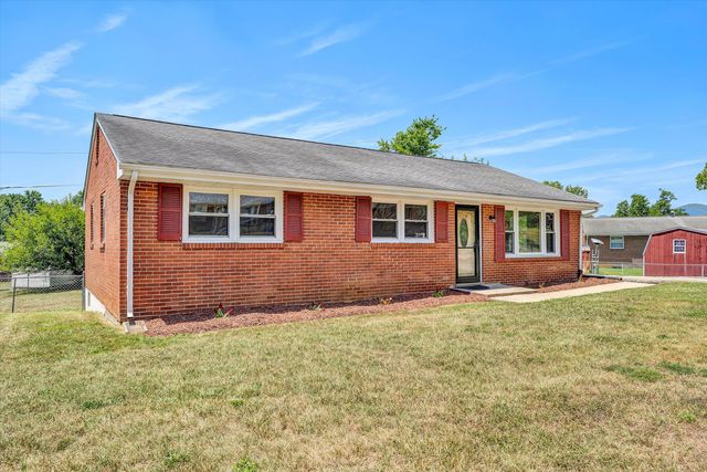 172 Tampa DR, Roanoke, VA 24019