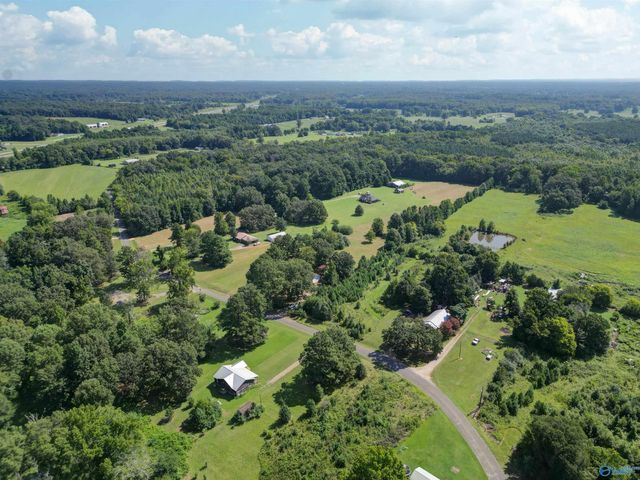1214 County Road 226, Moulton, AL 35650