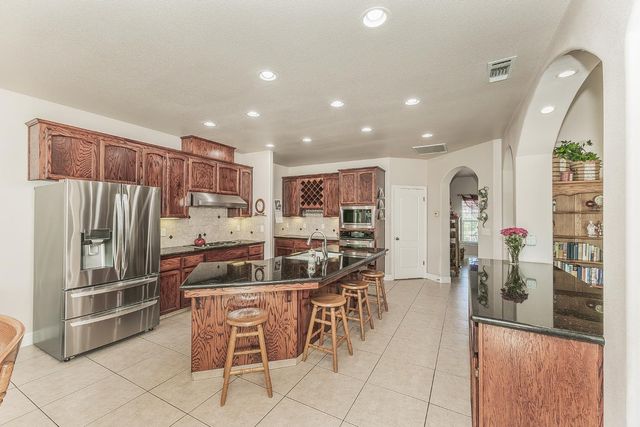 36752 Avenue 13, Madera, CA 93636