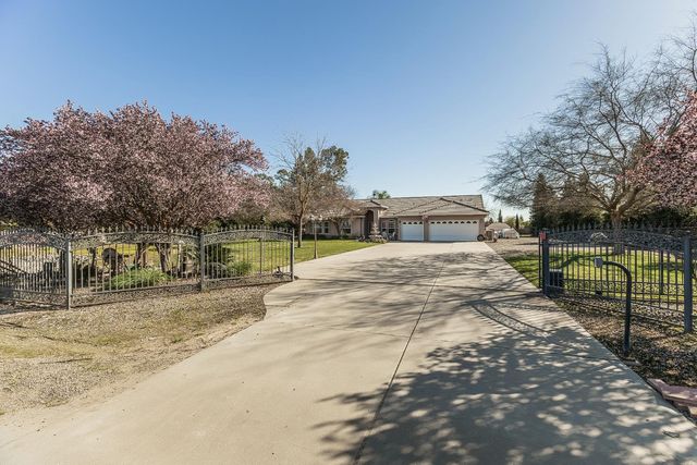 36752 Avenue 13, Madera, CA 93636