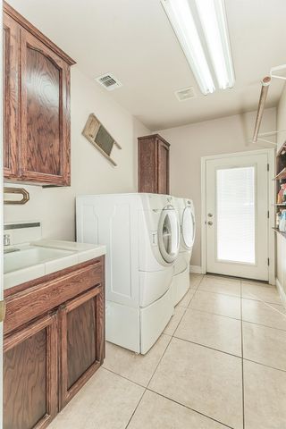 36752 Avenue 13, Madera, CA 93636