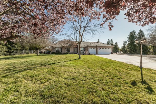 36752 Avenue 13, Madera, CA 93636